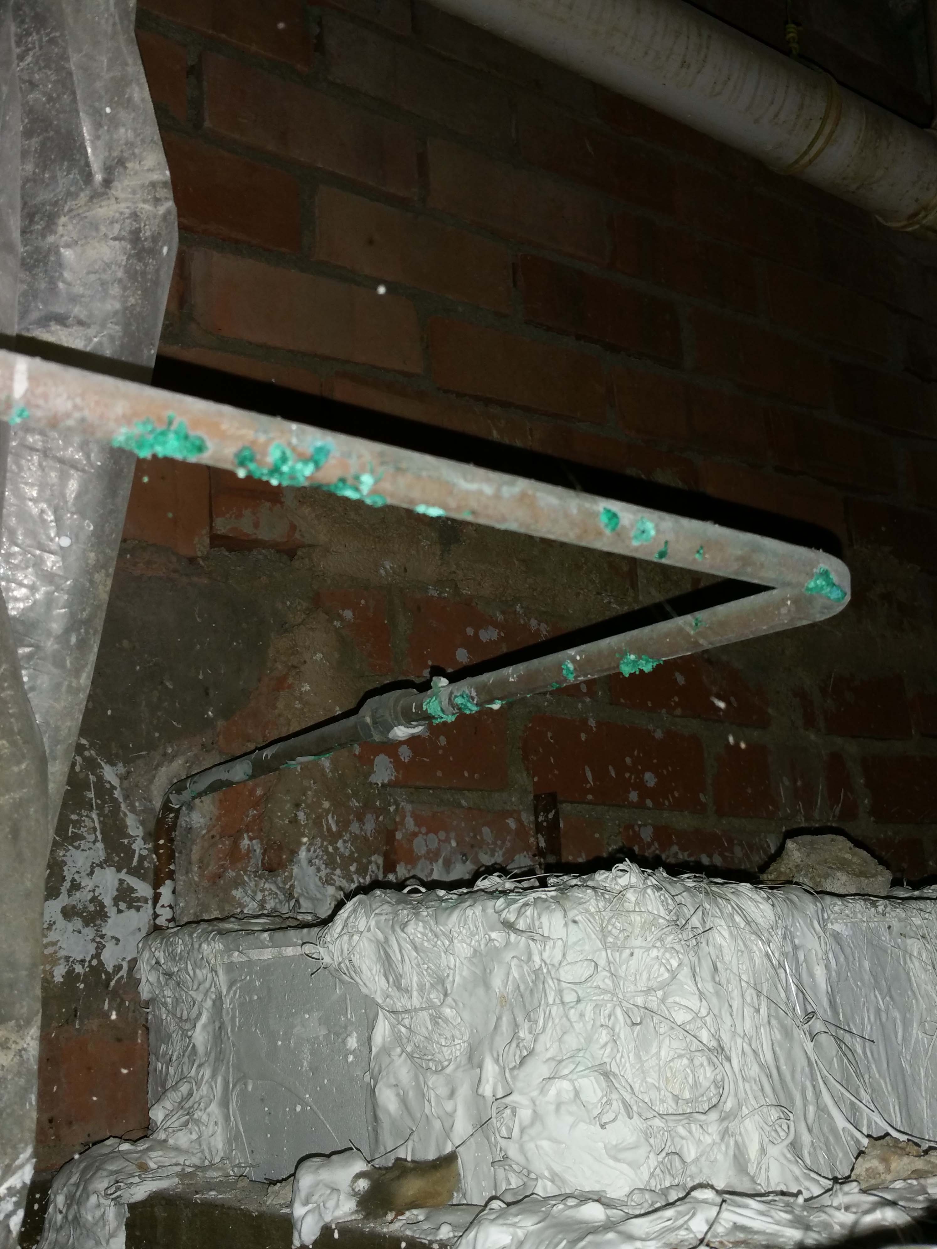 22. copper pipe corrosion. ceiling damaged..jpg